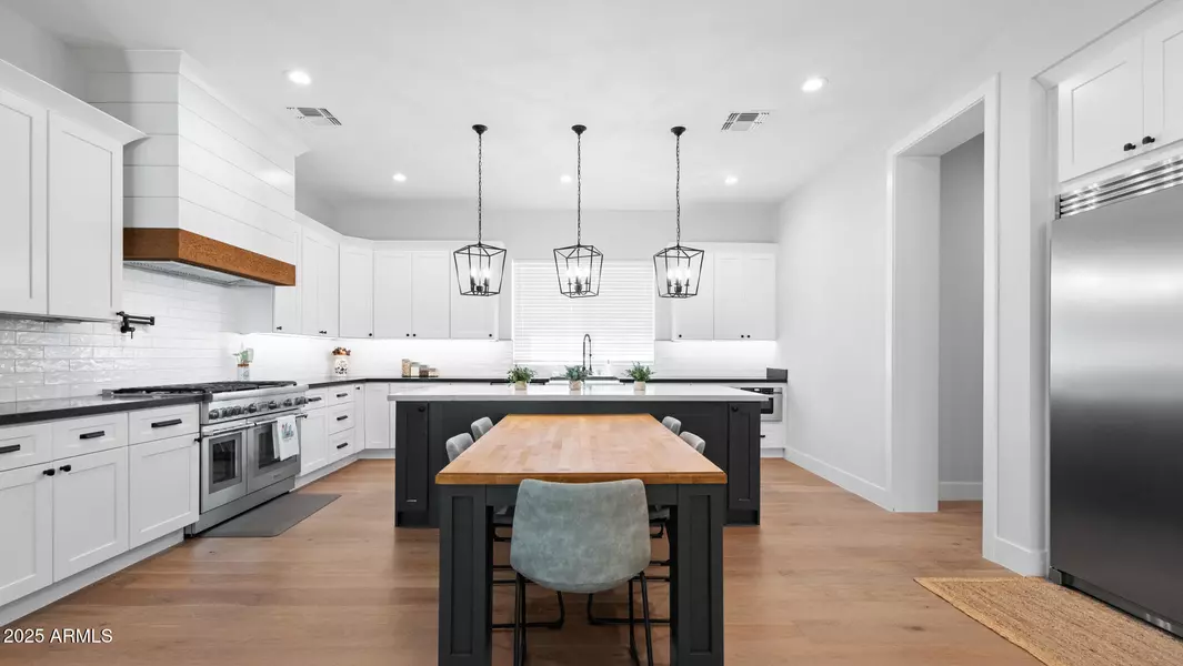 4833 N 31ST Street, Phoenix, AZ 85016