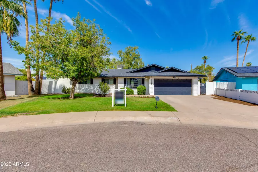 1638 W NORTHERN Avenue, Phoenix, AZ 85021