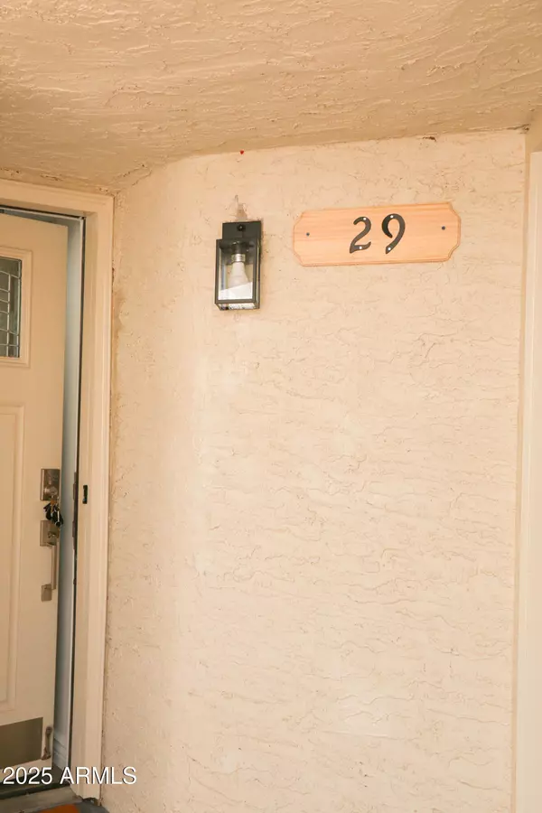 Scottsdale, AZ 85257,835 N GRANITE REEF Road #29