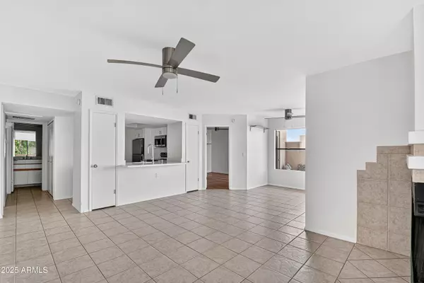 Scottsdale, AZ 85254,4850 E DESERT COVE Avenue #330