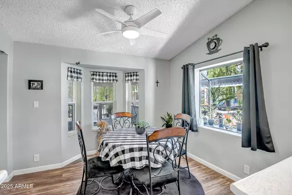 Phoenix, AZ 85050,3901 E PINNACLE PEAK Road #323