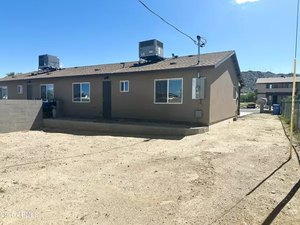 Phoenix, AZ 85042,734 E Hazel Drive #A