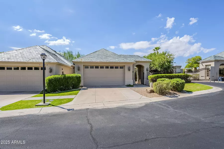 16540 E EL LAGO Boulevard #33, Fountain Hills, AZ 85268