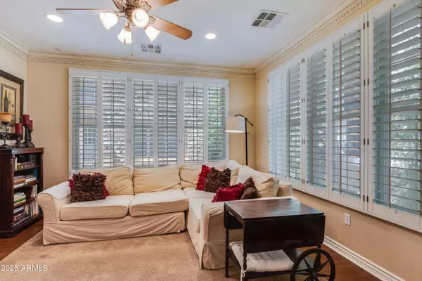 Phoenix, AZ 85016,2450 E ROMA Avenue #8