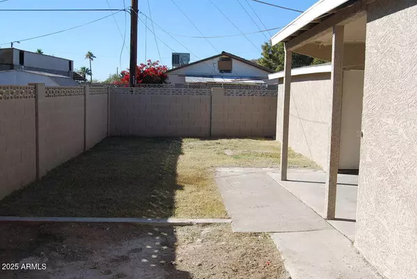 Phoenix, AZ 85021,9234 N 2ND Avenue