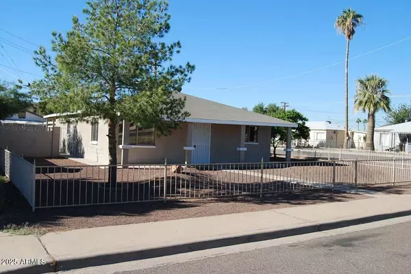 Phoenix, AZ 85021,9234 N 2ND Avenue
