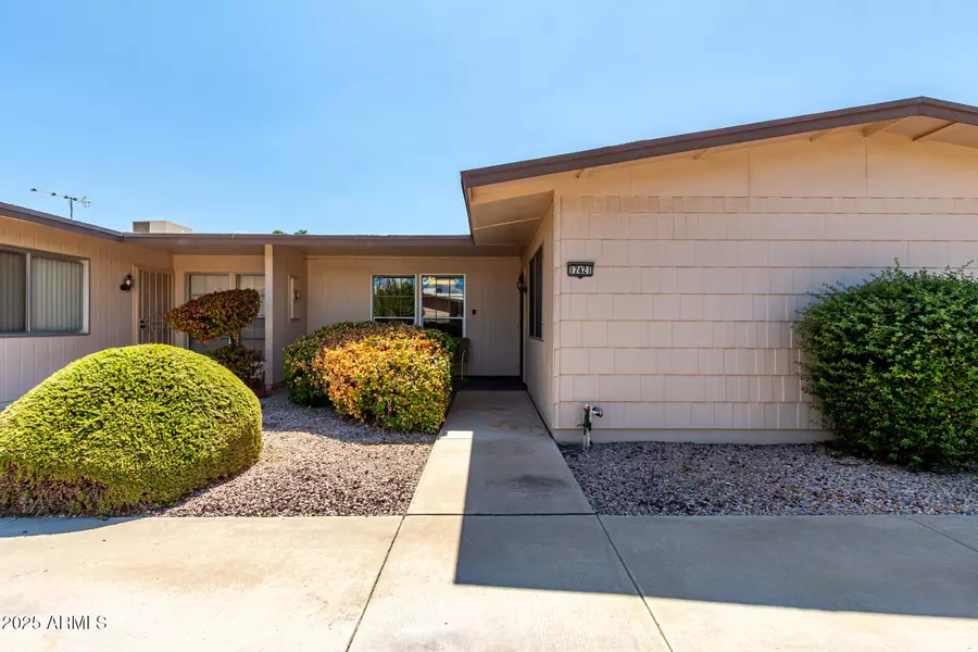 17421 N BOSWELL Boulevard, Sun City, AZ 85373