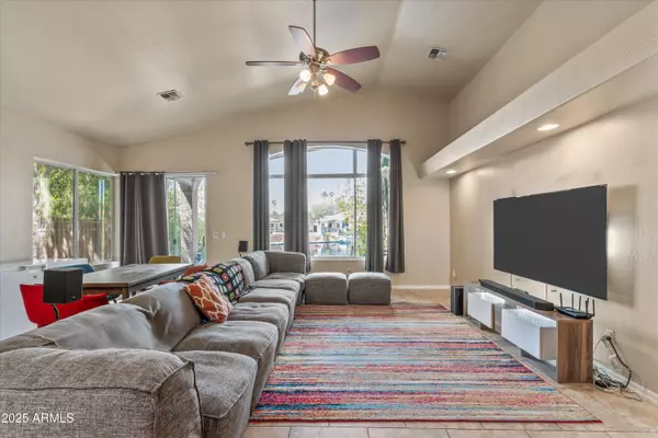 Gilbert, AZ 85233,354 S BAY SHORE Boulevard