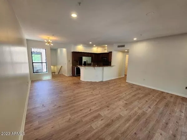 Phoenix, AZ 85050,20660 N 40TH Street #2162