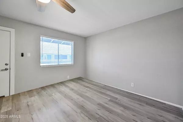 Phoenix, AZ 85018,3025 N 32nd Street #53