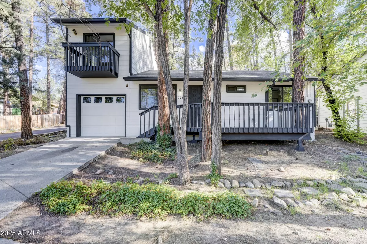 Prescott, AZ 86303,707 CHEROKEE Road