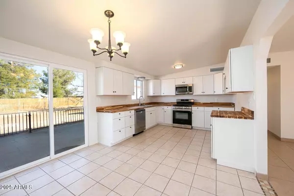 Huachuca City, AZ 85616,310 2nd Street