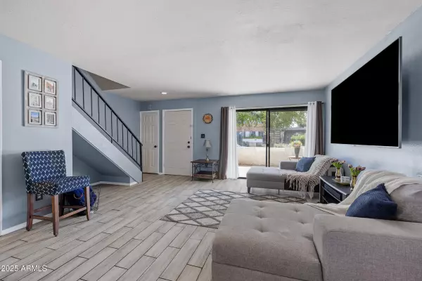 Phoenix, AZ 85014,3411 N 12TH Place #3