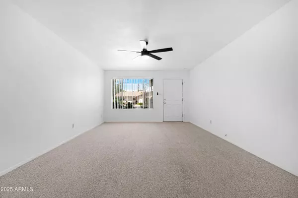 Tempe, AZ 85282,3 E Erie Drive