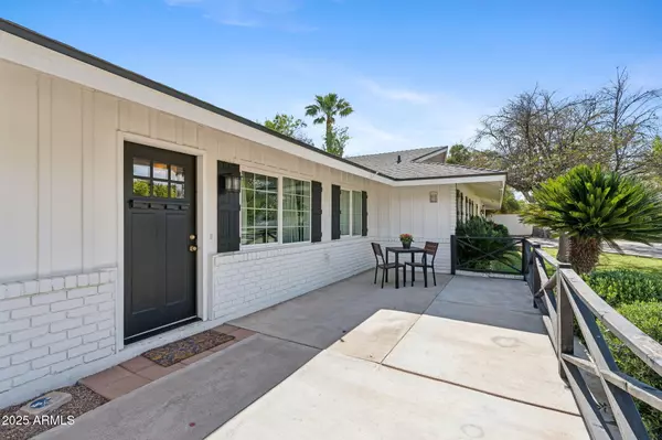 Phoenix, AZ 85018,5339 E OSBORN Road