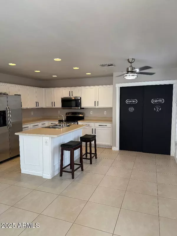 Glendale, AZ 85308,18222 N 63RD Avenue