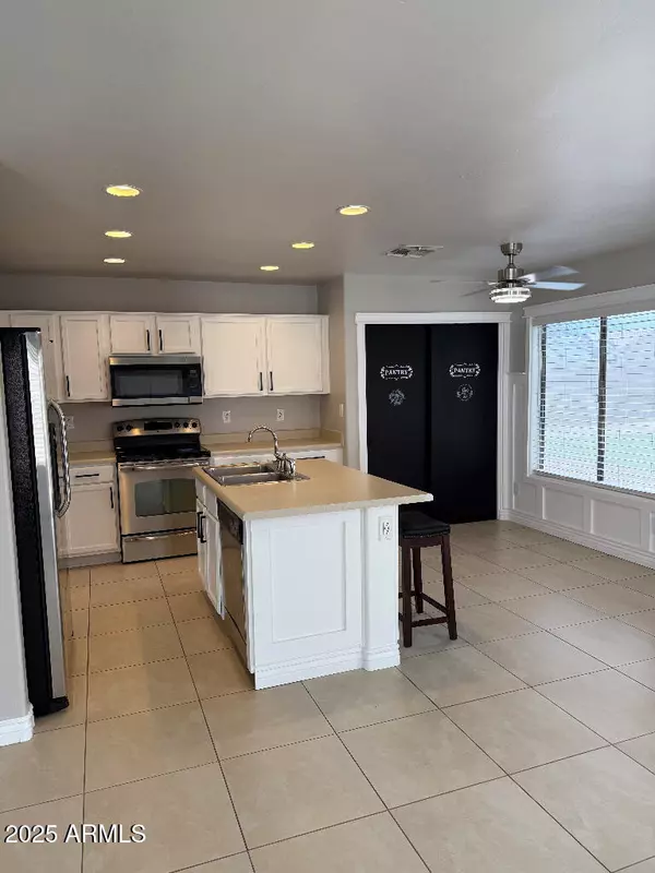 Glendale, AZ 85308,18222 N 63RD Avenue