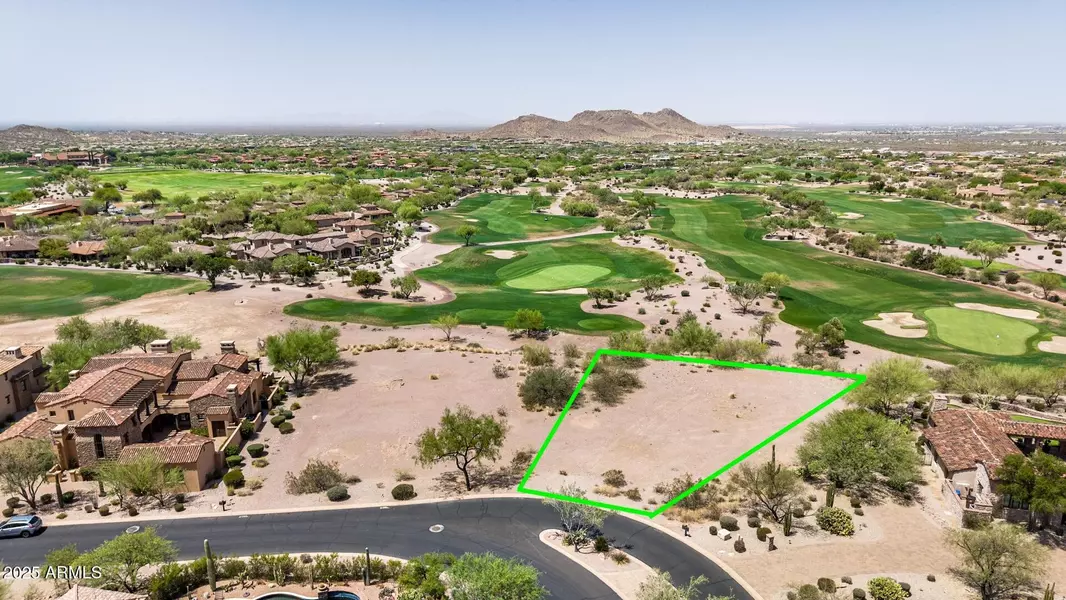 2474 S MOONLIGHT Drive #9, Gold Canyon, AZ 85118