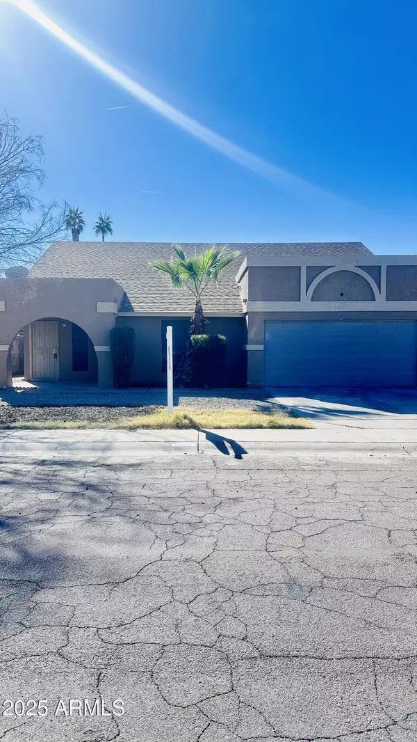 7339 W Krall Street, Glendale, AZ 85303