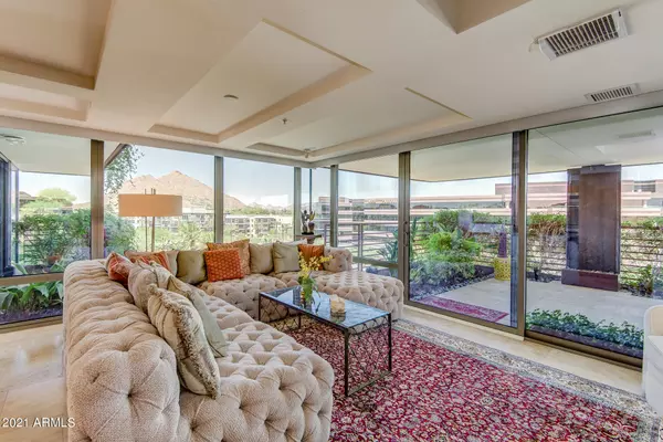 Scottsdale, AZ 85251,7161 E Rancho Vista Drive #6001