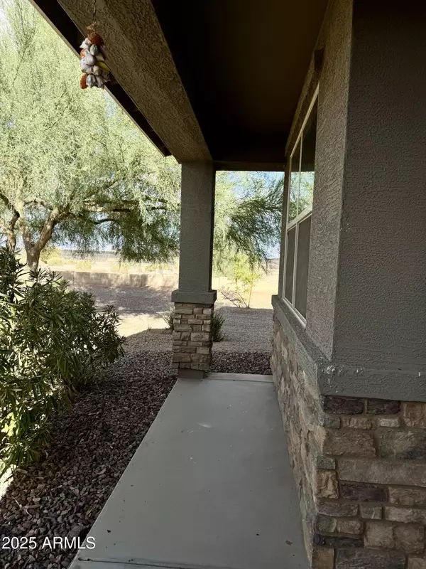 San Tan Valley, AZ 85143,7303 E EAGLE NEST Way