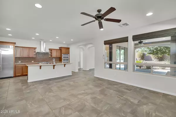 Queen Creek, AZ 85140,594 E VESPER Trail