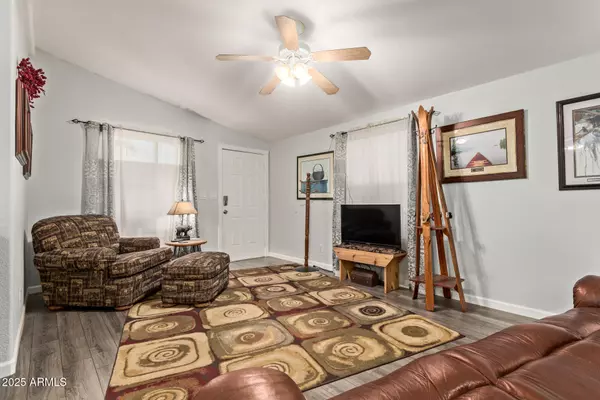 Mesa, AZ 85206,201 S GREENFIELD Road #140