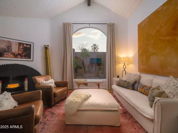 Phoenix, AZ 85018,4540 N 44TH Street #21