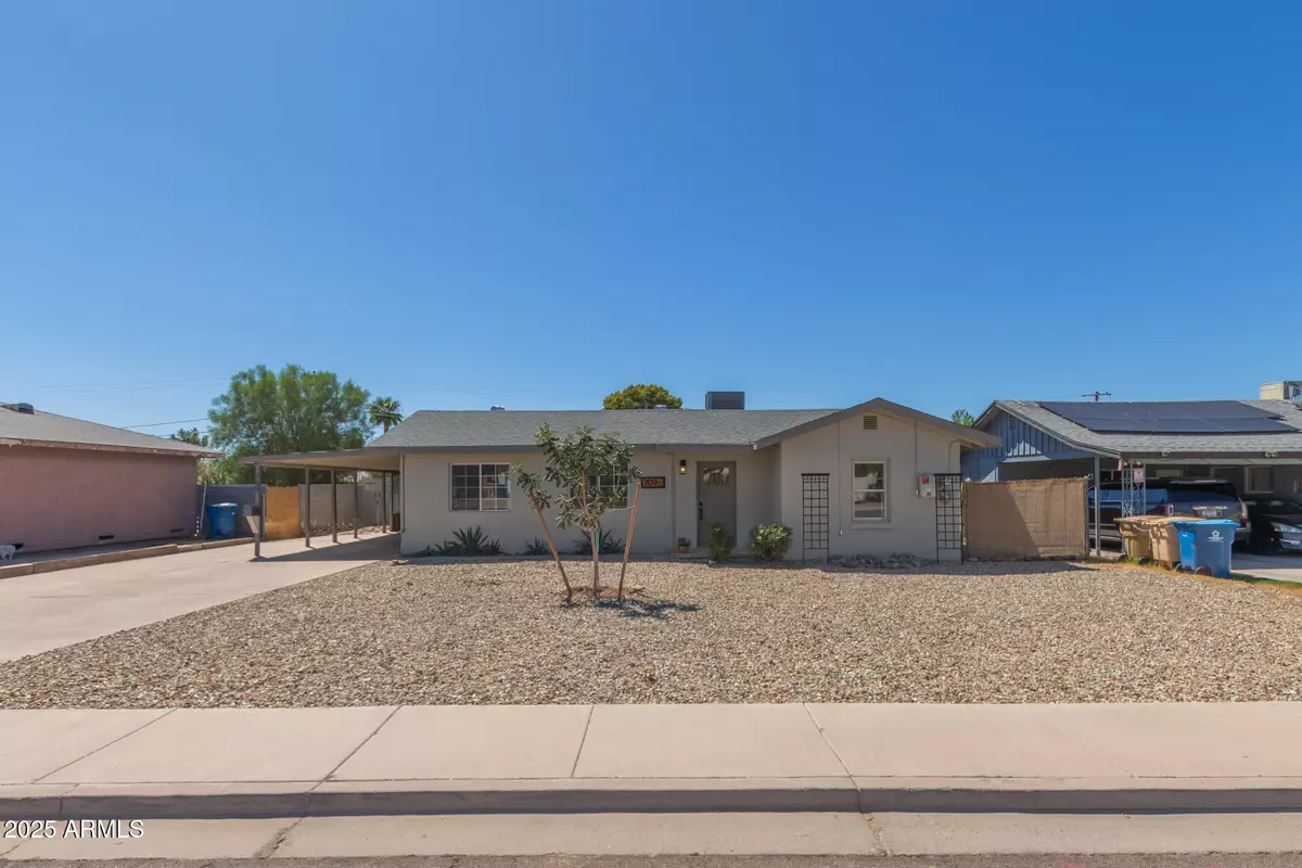Buckeye, AZ 85326,709 E EDISON Avenue