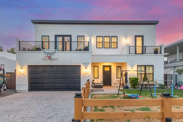 Phoenix, AZ 85018,4529 E GLENROSA Avenue