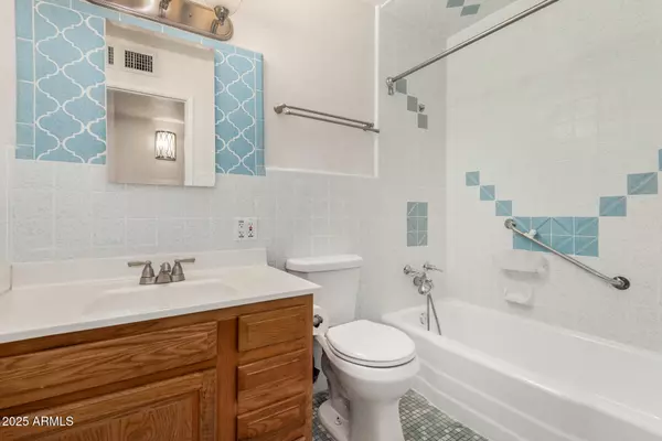 Tempe, AZ 85288,123 E CONTINENTAL Drive