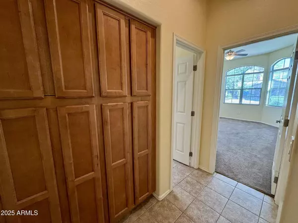 Phoenix, AZ 85085,2407 W CRIMSON Terrace