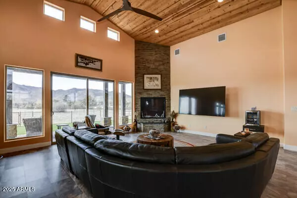 Prescott, AZ 86305,4155 W OATMAN FLAT Circle