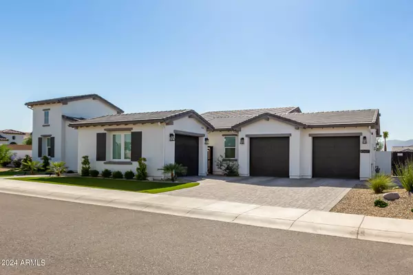 17437 W MONTPELIER Street, Surprise, AZ 85388