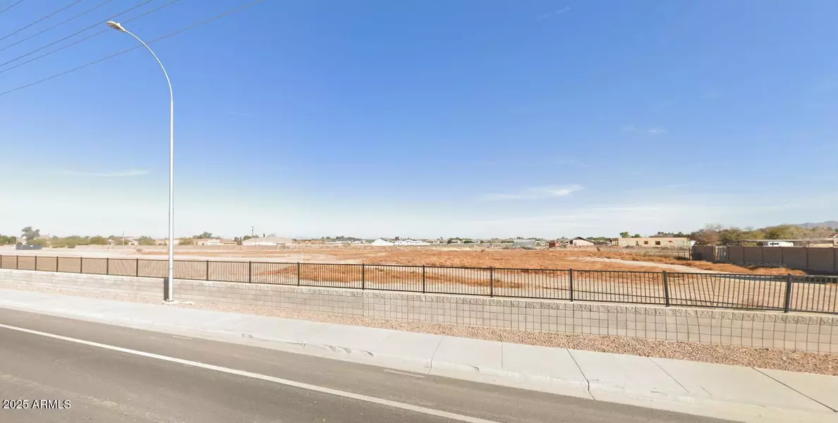 23811 S COOPER Road #-, Chandler, AZ 85249