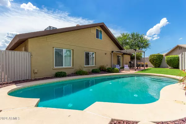 Phoenix, AZ 85032,2644 E SYLVIA Street