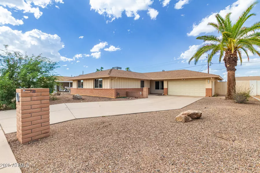 1122 E GENEVA Drive, Tempe, AZ 85282