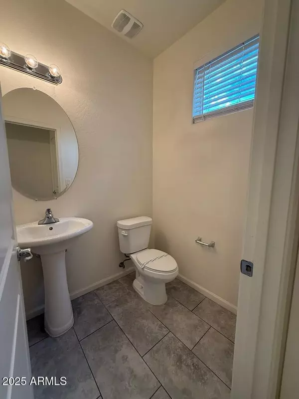 Phoenix, AZ 85041,1723 W POLLACK Street