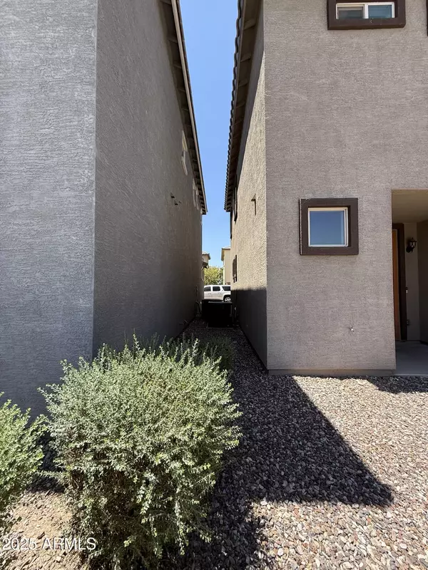 Phoenix, AZ 85041,1724 W POLLACK Street