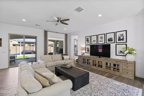 Surprise, AZ 85388,16986 W CANTERBURY Drive