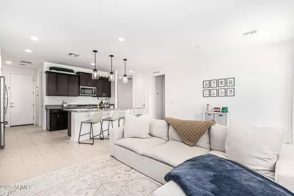 Surprise, AZ 85387,17837 W PINNACLE VISTA Drive