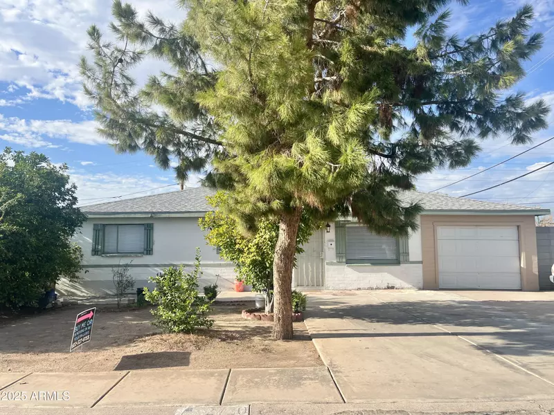 2720 W MARSHALL Avenue, Phoenix, AZ 85017