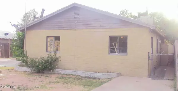 Mesa, AZ 85210,114 S LEBARON Street