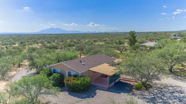 Hereford, AZ 85615,6898 S Y LIGHTNING RANCH Road