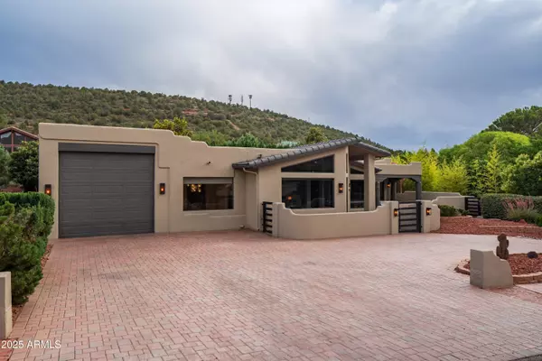 Sedona, AZ 86336,335 SADDLEROCK Circle