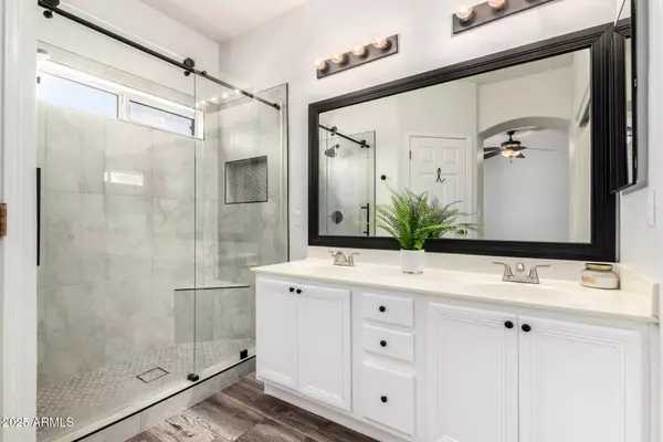 Gilbert, AZ 85233,921 W Breckenridge Avenue