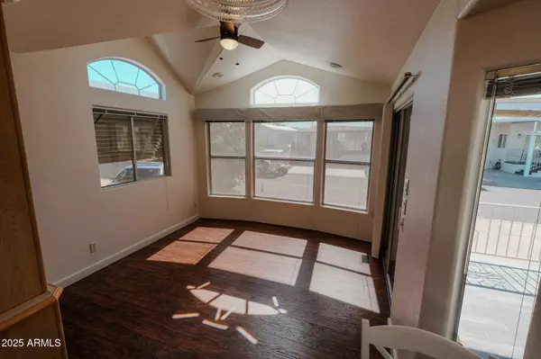 Surprise, AZ 85374,17200 W BELL Road #633