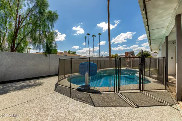Mesa, AZ 85202,1847 W ISLETA Avenue