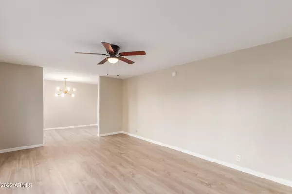 Phoenix, AZ 85015,5220 N 19TH Drive