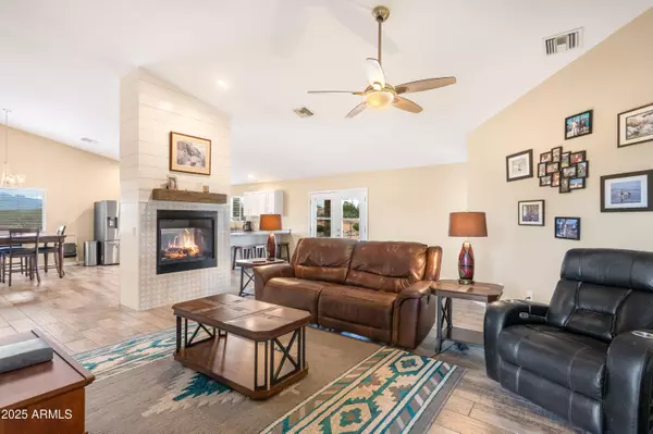 Hereford, AZ 85615,10293 E WHITE WOLF Run